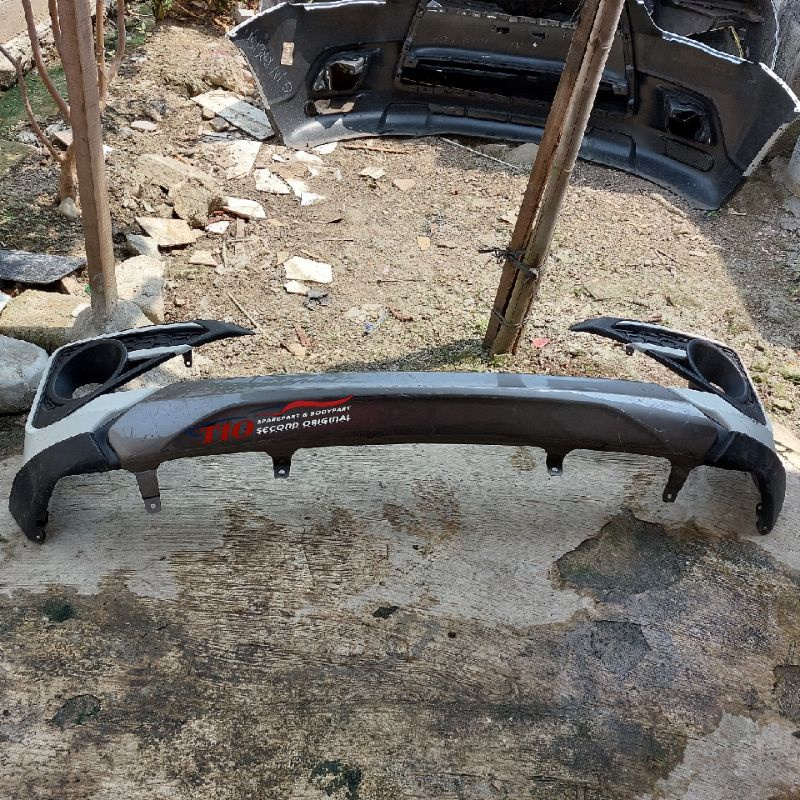 bodykit depan toyota Rush GR 2021