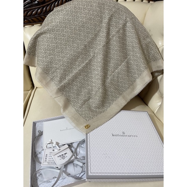 Buttonscarves Tapis Seed