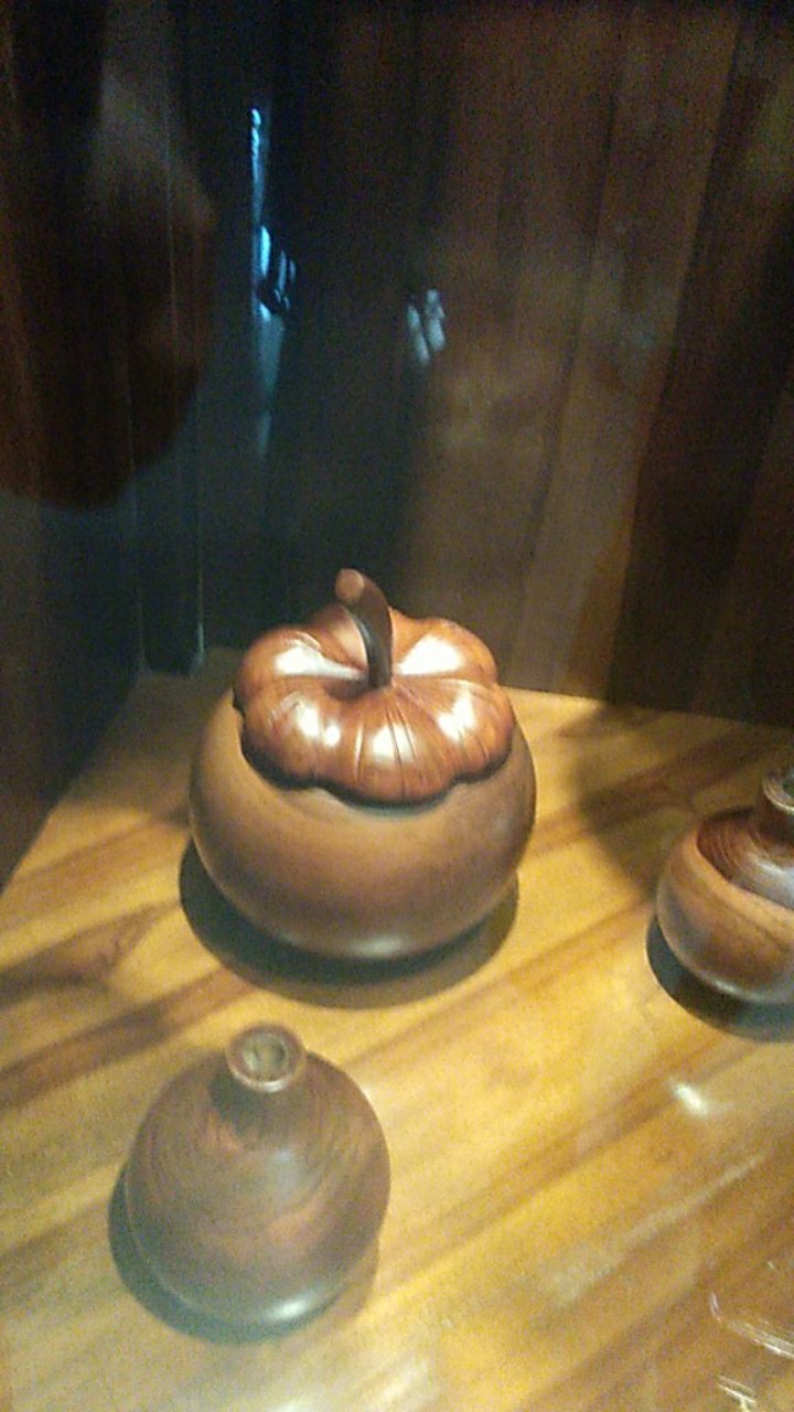 Toples Kayu Jati Model Buah Manggis