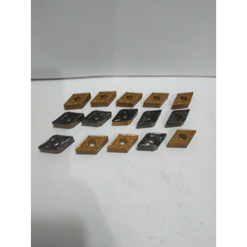 Pahat Pisau Bubut carbide insert DNMG 15 bekas