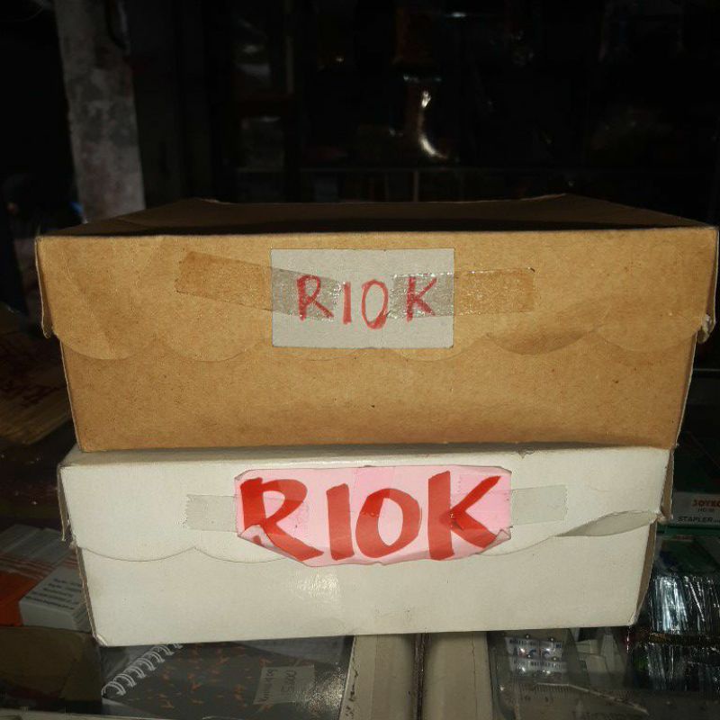 

kardus makanan isi 5 ukuran 20cm. pengiriman instan