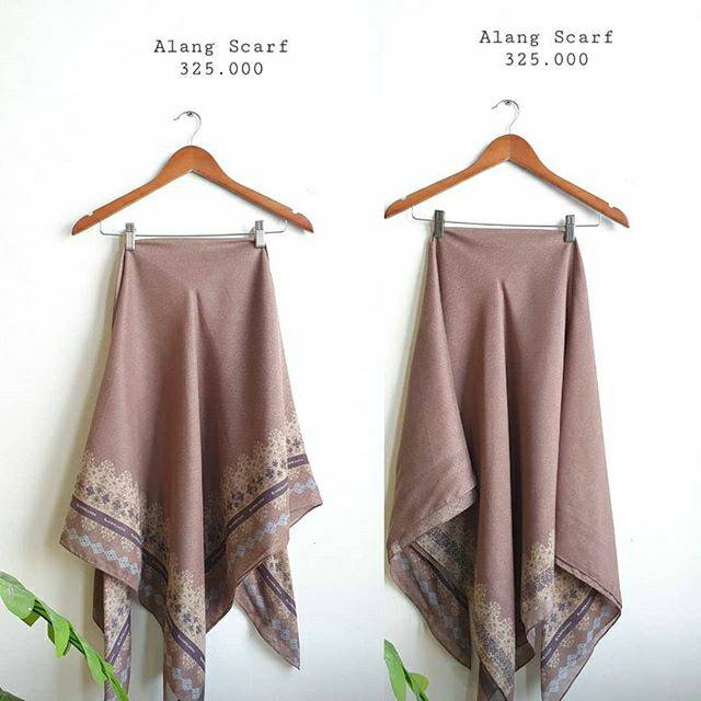 New Alang Scarf Ria Miranda Nagari