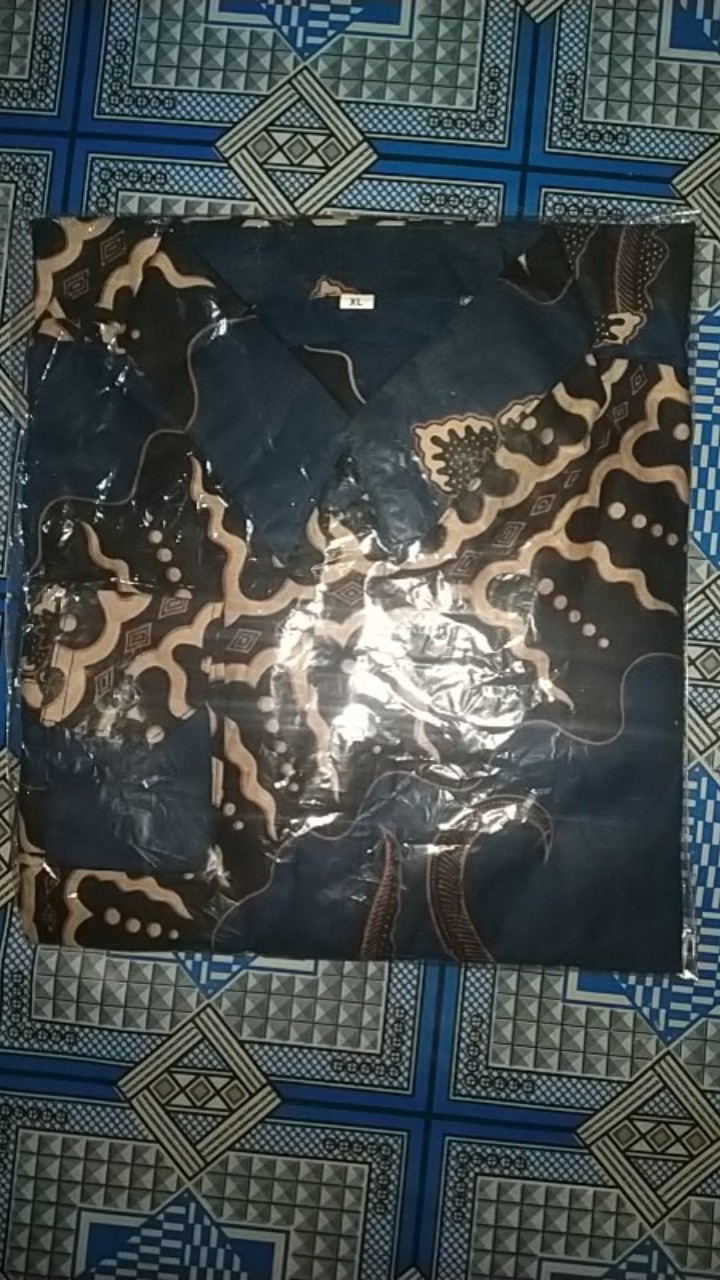 Kemeja Pria Lengan Panjang