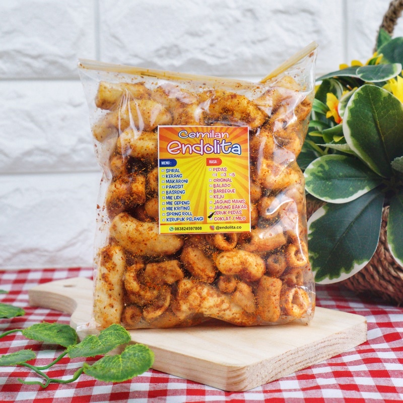 

Makaroni Gendut / Cemilan Renyah / Snack murah kemasan 90gr