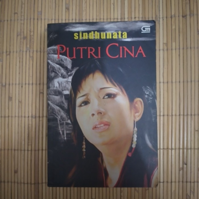 

Original Putri Cina Sindhunata