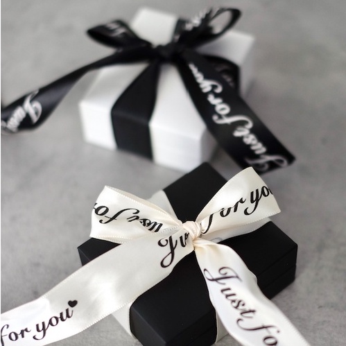 

PREMIUM NECKLACE BOX - JUST FOR YOU RIBBON - GIFT BOX