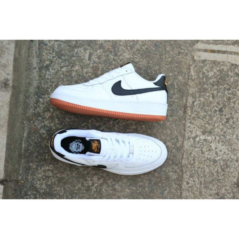 Nike Air Force 1 Low White Black Gum