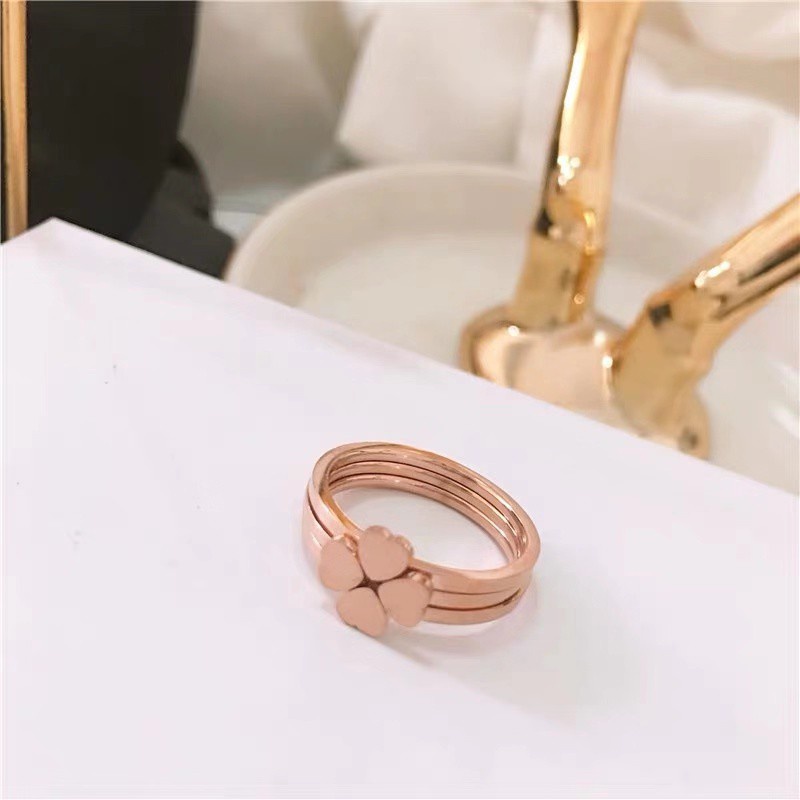 Cincin Susun Tiga Daun clover | Cincin Titanium steel Lapis rose gold 18K Untuk Wanita | Perhiasan Bahan Stainless steel Tahan Air Tidak Pudar Anti Alergi