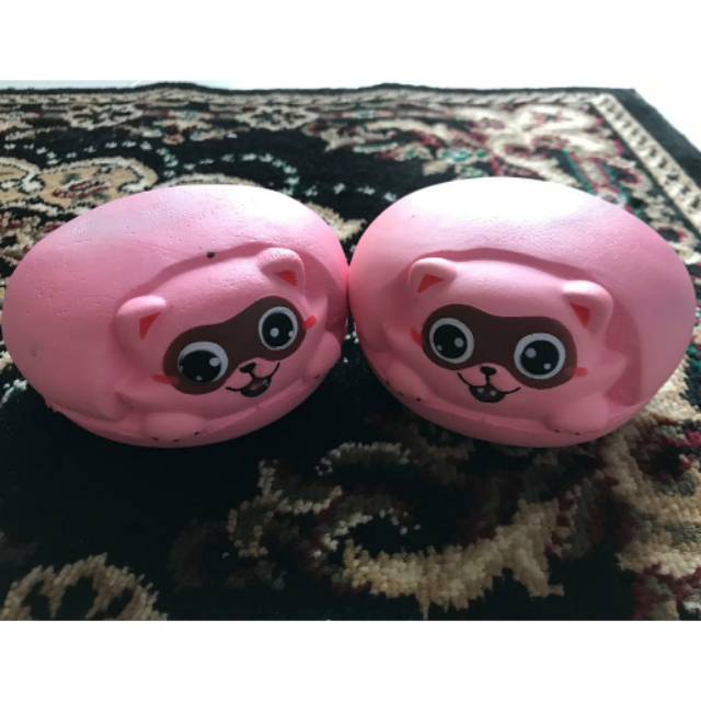 JUMBO SQUISHY DOMBA