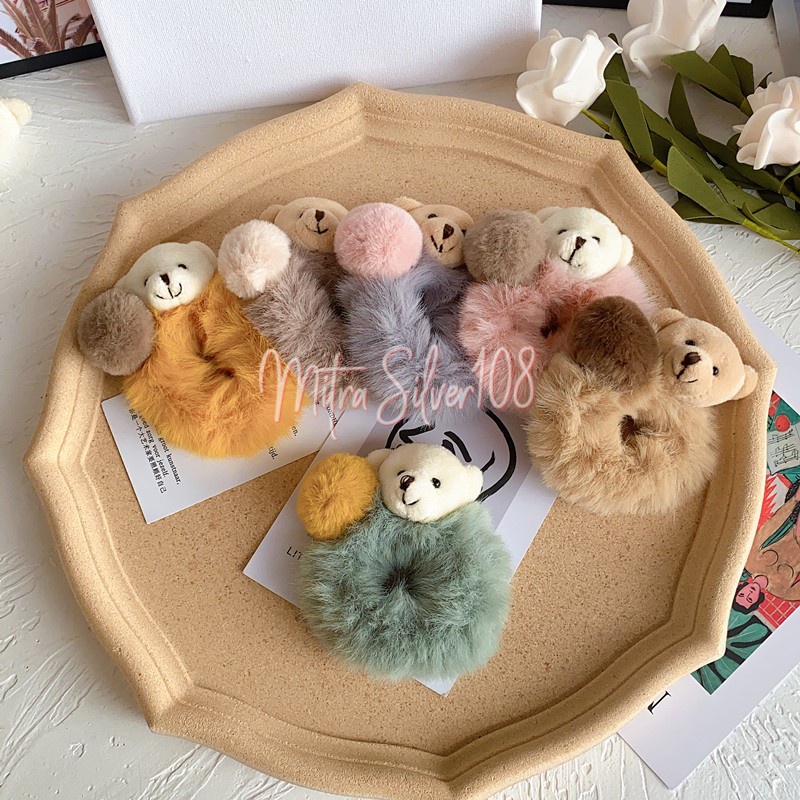 [MS108] KCR 03 - IKAT RAMBUT TEDDY BEAR LEMBUT SCRUNCHIE BULU LEMBUT KARET CEPOL WANITA