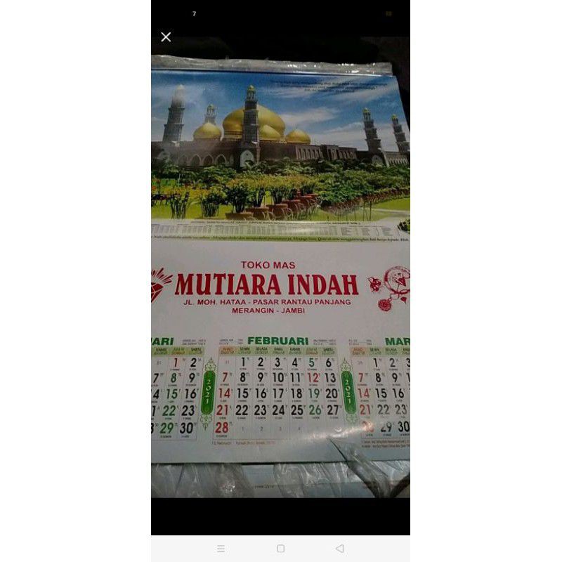 

kalender triwulan 2022 sablon sendiri min 50 pcs