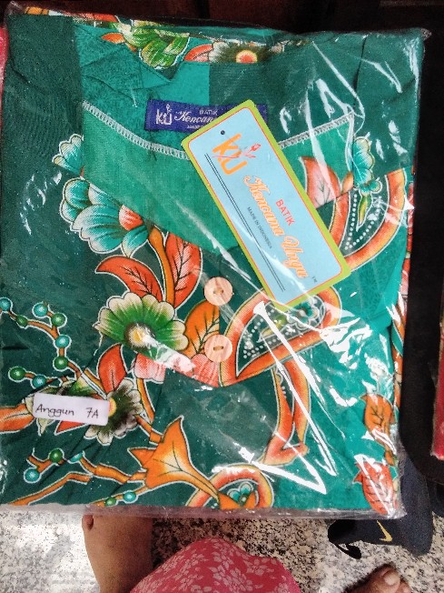 Daster Cantik Kencana Ungu Larasati (label Biru Asli Ori) : Homedress Batik Solo Adem Awet
