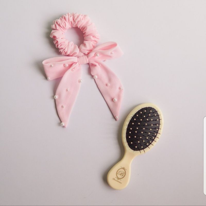 Beauphoria x Handmadepita Bundle Pink Scrunchie