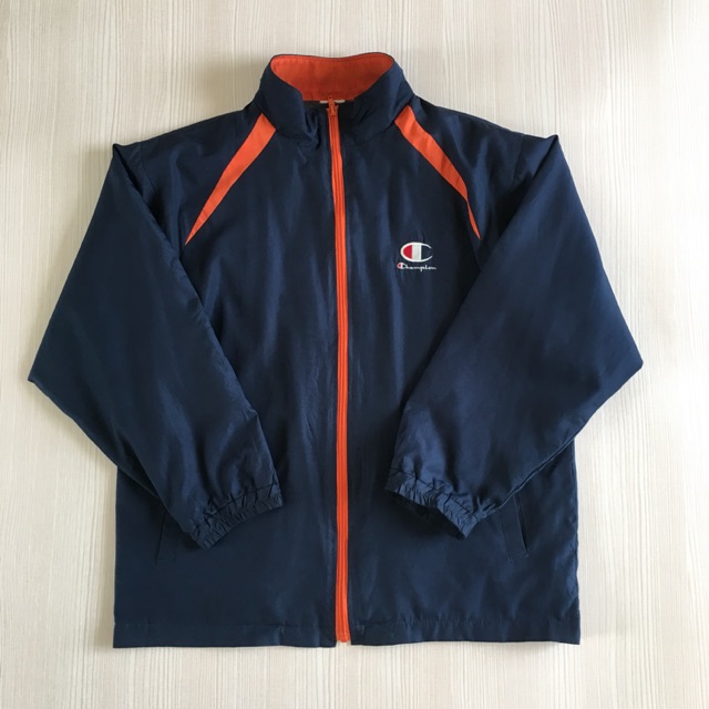 Jaket parasut champion