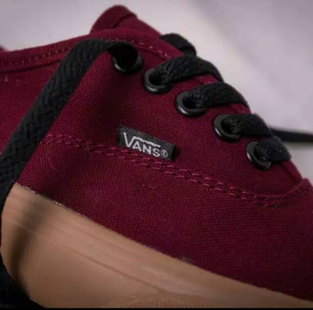 SEPATU VANS AUTHENTIC FULP BLACK HITAM POLOS WHITE PUTIH OLDSKOOL
