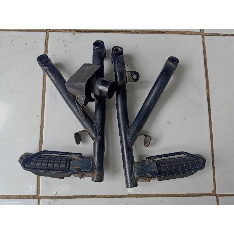 footstep belakang step belakang vario 110 karbu