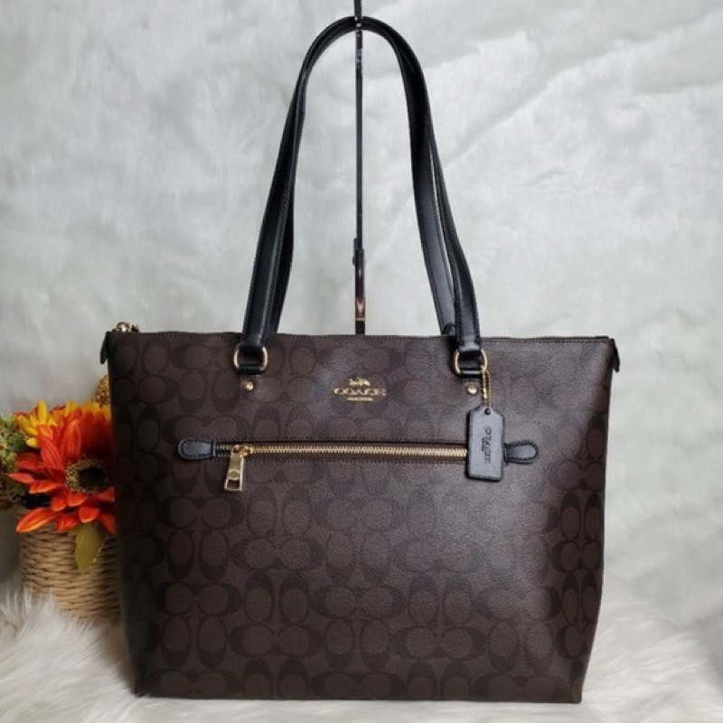 COACH TOTE GALLERY IN SIGNATURE CANVAS MAHOGANY