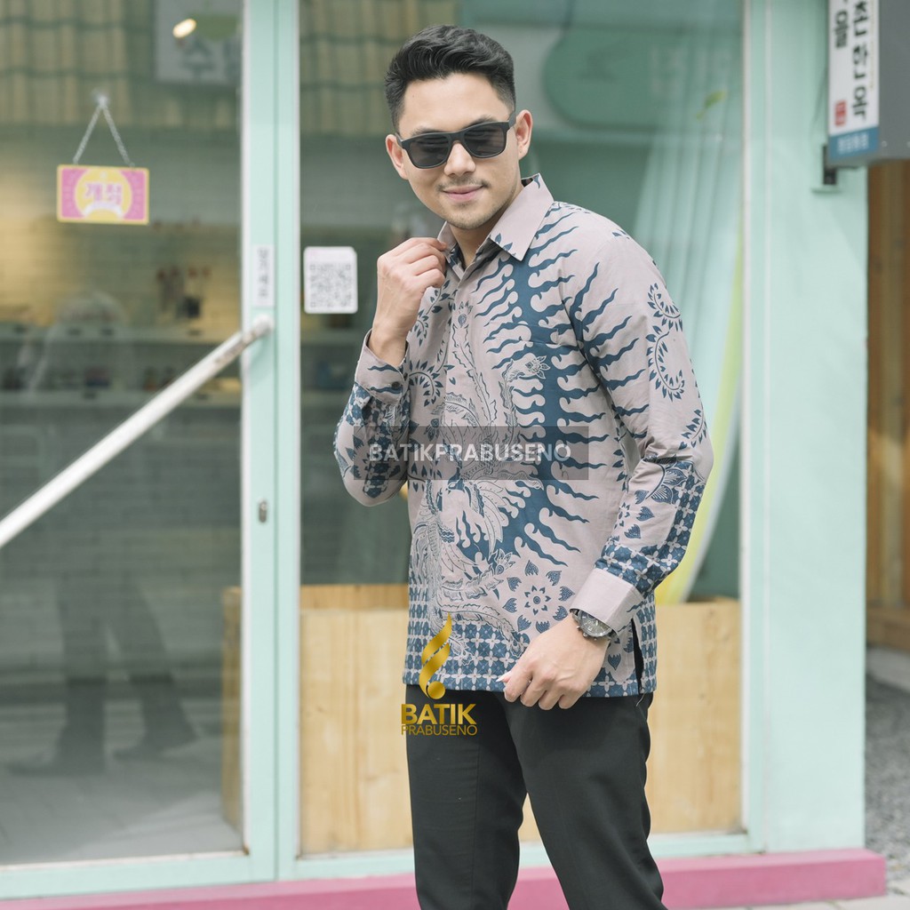 DEWANDARU Batik Prabuseno Baju Batik Pria Lengan Panjang Modern Terkini Reguler Fit Bahan Katun Prem