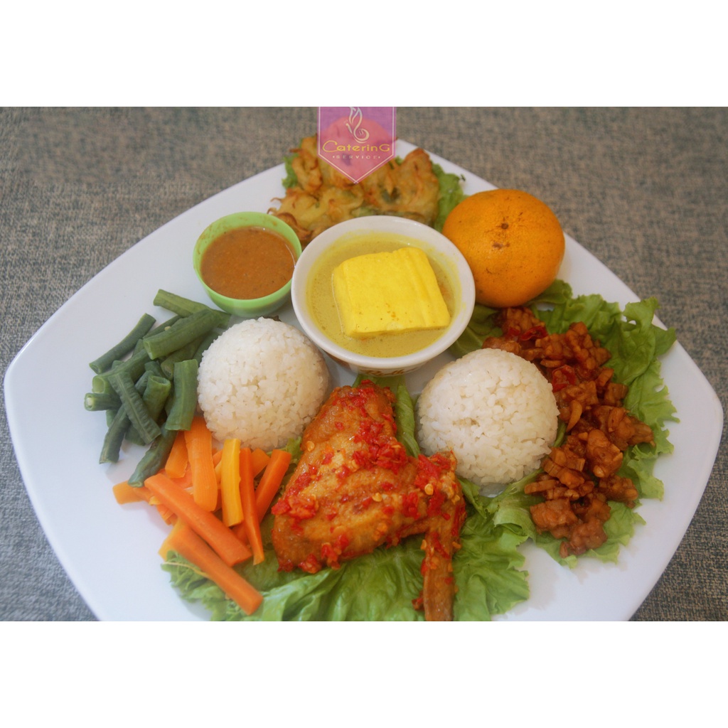 

Dailyfood Catering Lunch & Dinner. Catering Makan Siang & Makan Malam