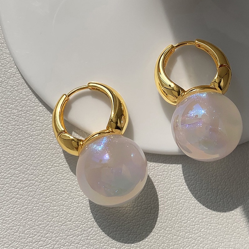 1 Pasang Anting Stud Mutiara Gaya Vintage Minimalis Untuk Wanita