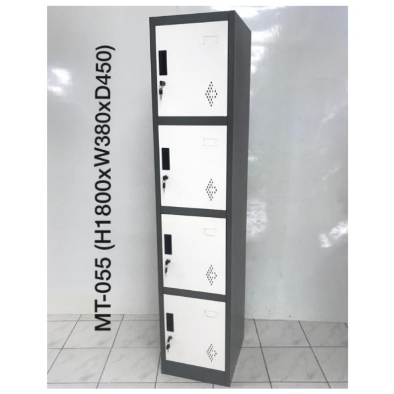 Locker besi 4 pintu
