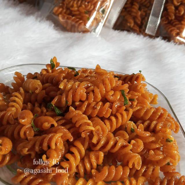 

Macaroni spiral daun jeruk 500gr