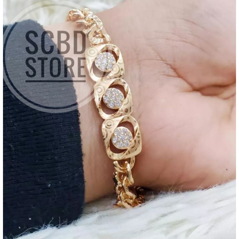 Gelang Wanita Motif Tiga Mata Mewah