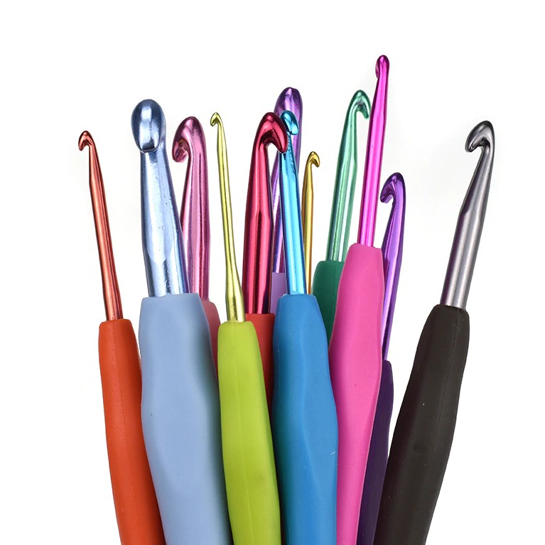 Hakpen Gagang Karet 12 sizes SET ANK / Silicone Handle Aluminium Crochet Hooks - Seri Rainbow