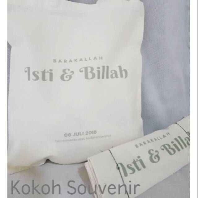 

Totebag, Goodie bag, Tas souvenir, Souvenir tas, Souvenir pernikahan, Souvenir Ulang Tahun