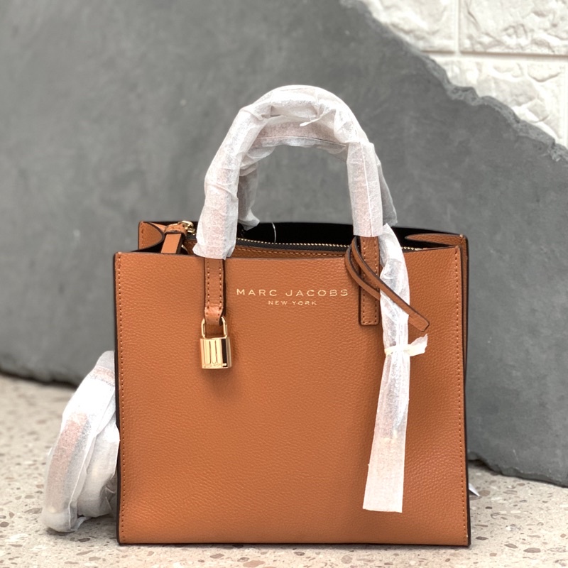 MJ Mini Grind Crossbody Smoked Almond