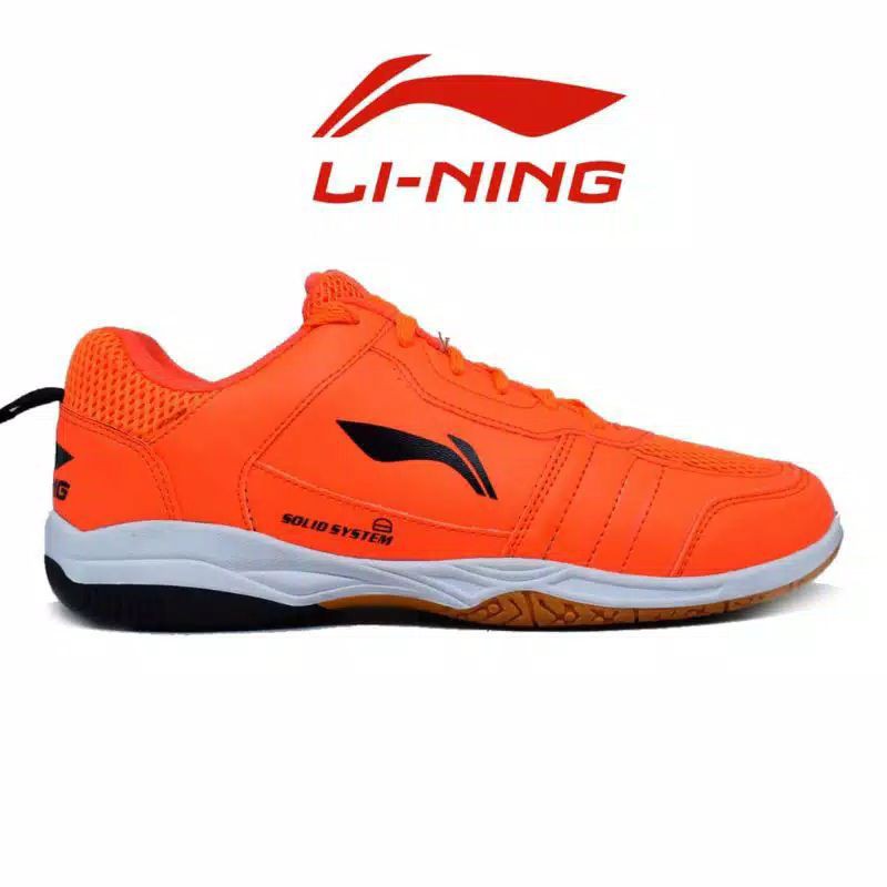 Sepatu badminton pria terbaru/sepatu badminton wanita terbaru