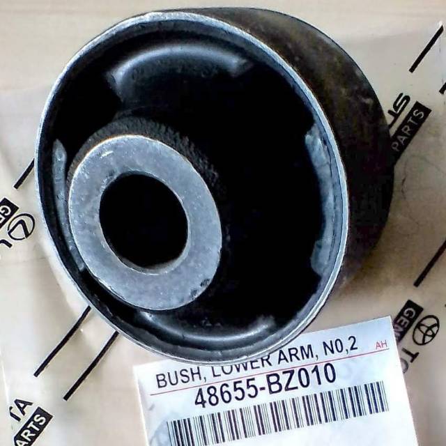 Bushing Arm/sayap besar  low Arm depan  Avanza Xenia Lama 2004-2011