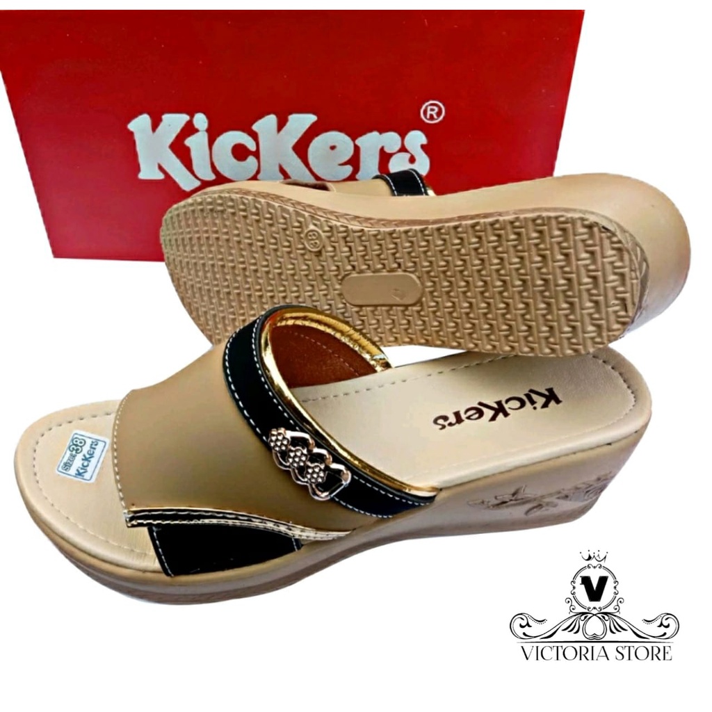 Sandal Wedges Wanita Slop casual Terbaru Kickers Wedges Wanita Sandal Wanita Pesta