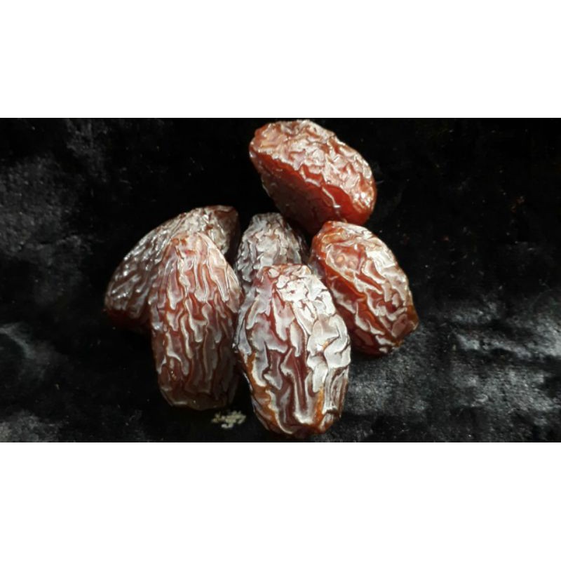 

KURMA MEDJOOL PALESTINE 1 KG JUMBO/kurma medjool/kurma