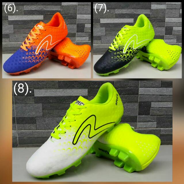 Spatu bola specs