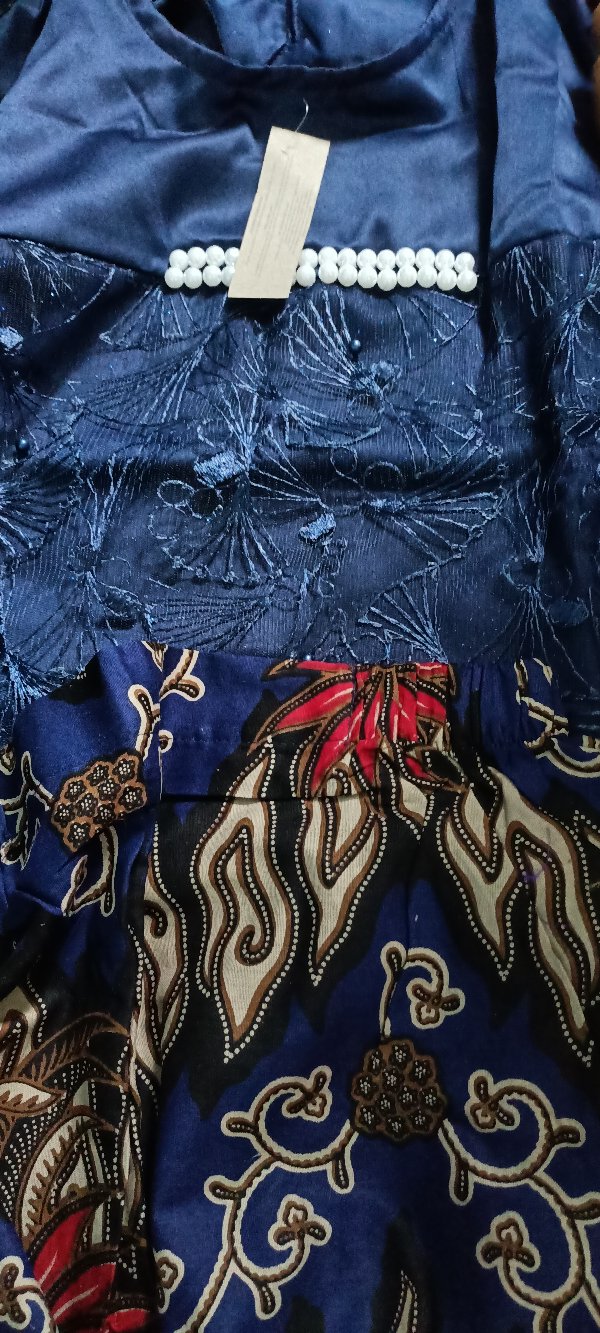 Ada Anak Cowok New Arival Couple Termurah Nayaka Batik - Couple Batik Wilona Tulle Mutiara