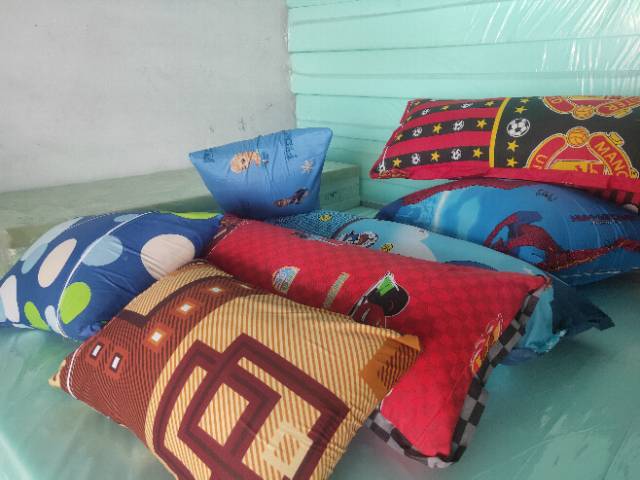 Bantal Cinta katun karakter motif terbaru ukuran 100 x 40 cm  bantal panjang untuk tidur