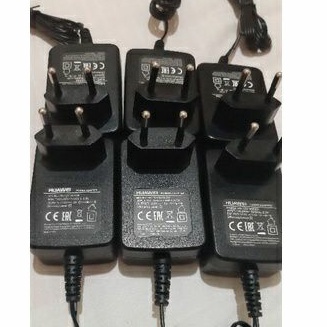 adaptor 12V 1A merk huawei