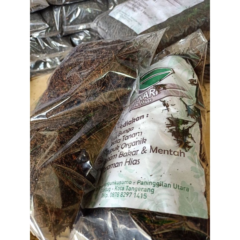 Akar pakis cacah 1/2 kg