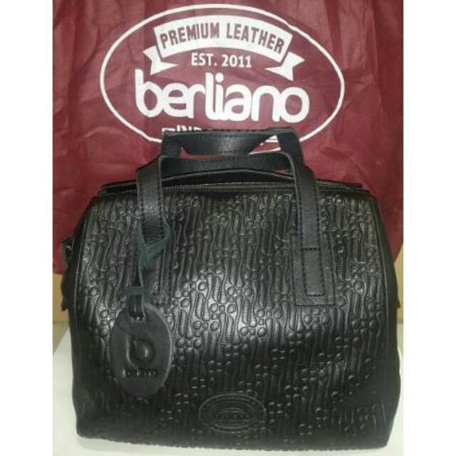 Berliano Anandi Hitam Parang