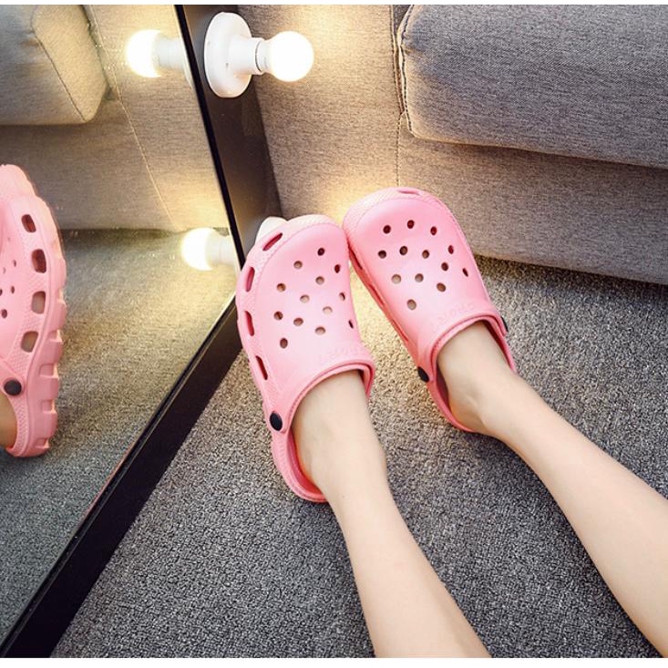 SANDAL CROCS, SANDAL BAIM , SANDAL KAMAR BEDAH, SANDAL DOKTER, PERAWAT, BIDAN, SANDAL SANTAI, SANDAL RUMAH