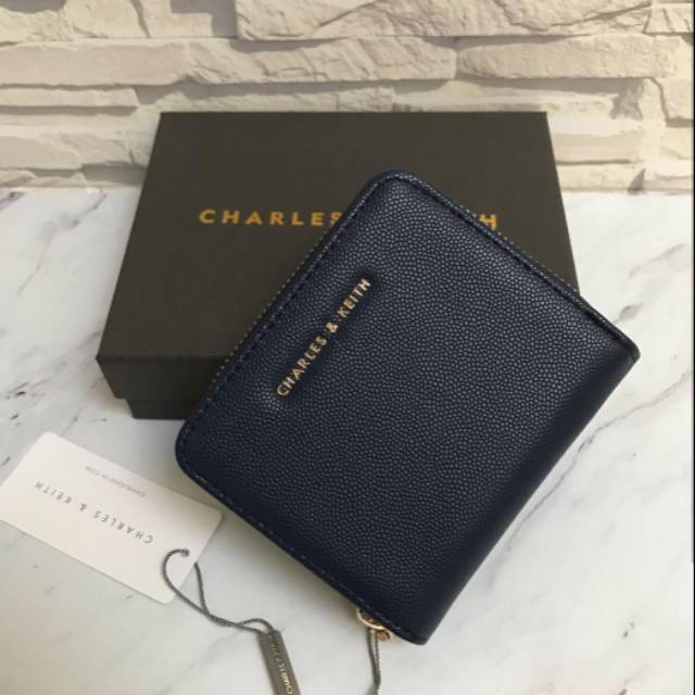 charles & keith mini