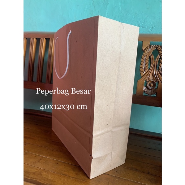 

Peperbag Coklat | Paperbag Besar 40x12x30cm (TAMBAHAN)