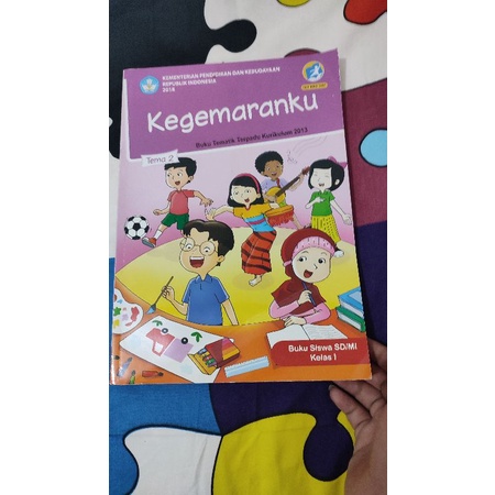 

buku paket tema 1 dan tema 6 (baru) kelas 1 take all