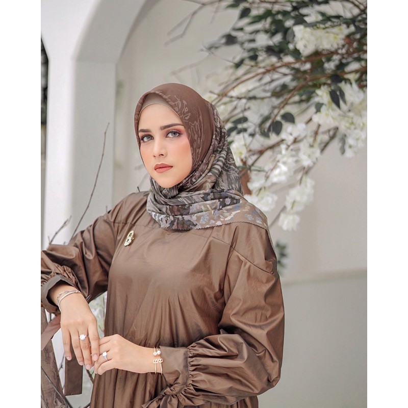 READY STOCK FARSHA SERIES SYARI RUSTIC BROWN BY BUTTONSCARVES