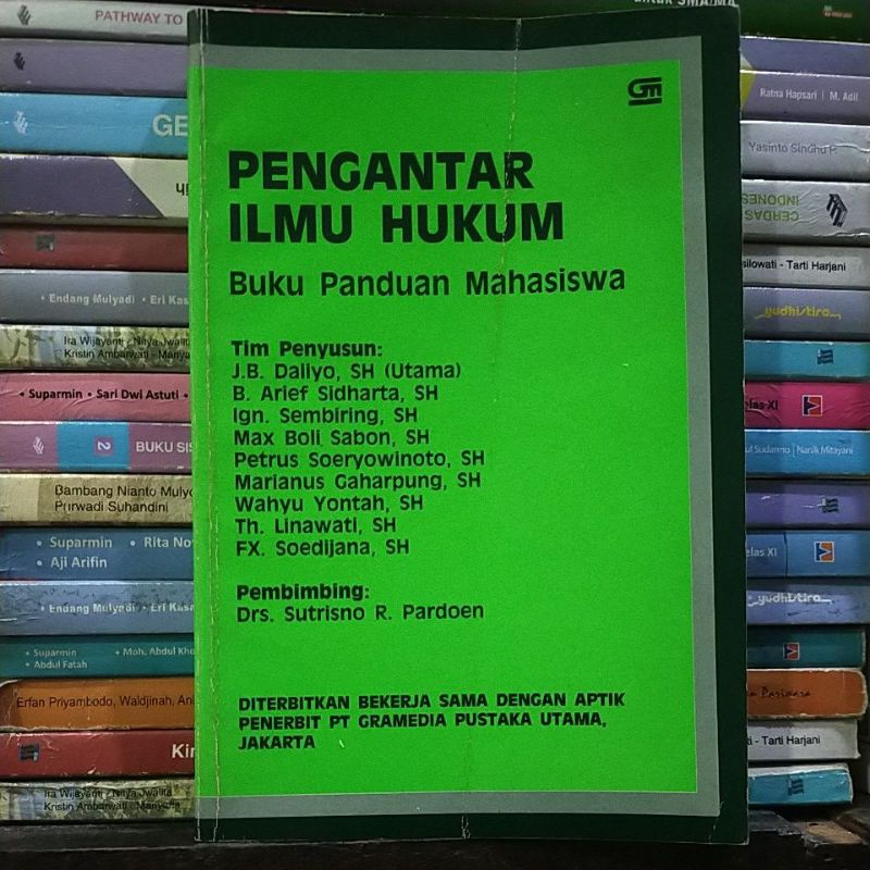 pengantar ilmu hukum buku panduan mahasiswa jb daliyo sh dkk