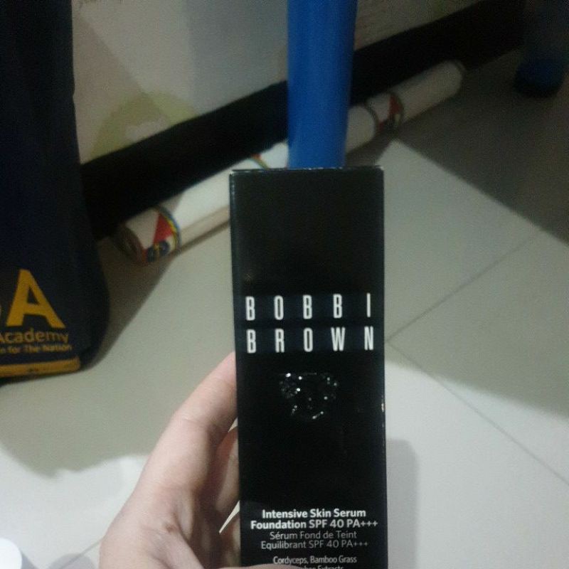 bobbi brown intensive serum foundation spf 40pa++