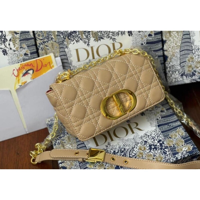 C DIOR C CREAM BAG GIFT