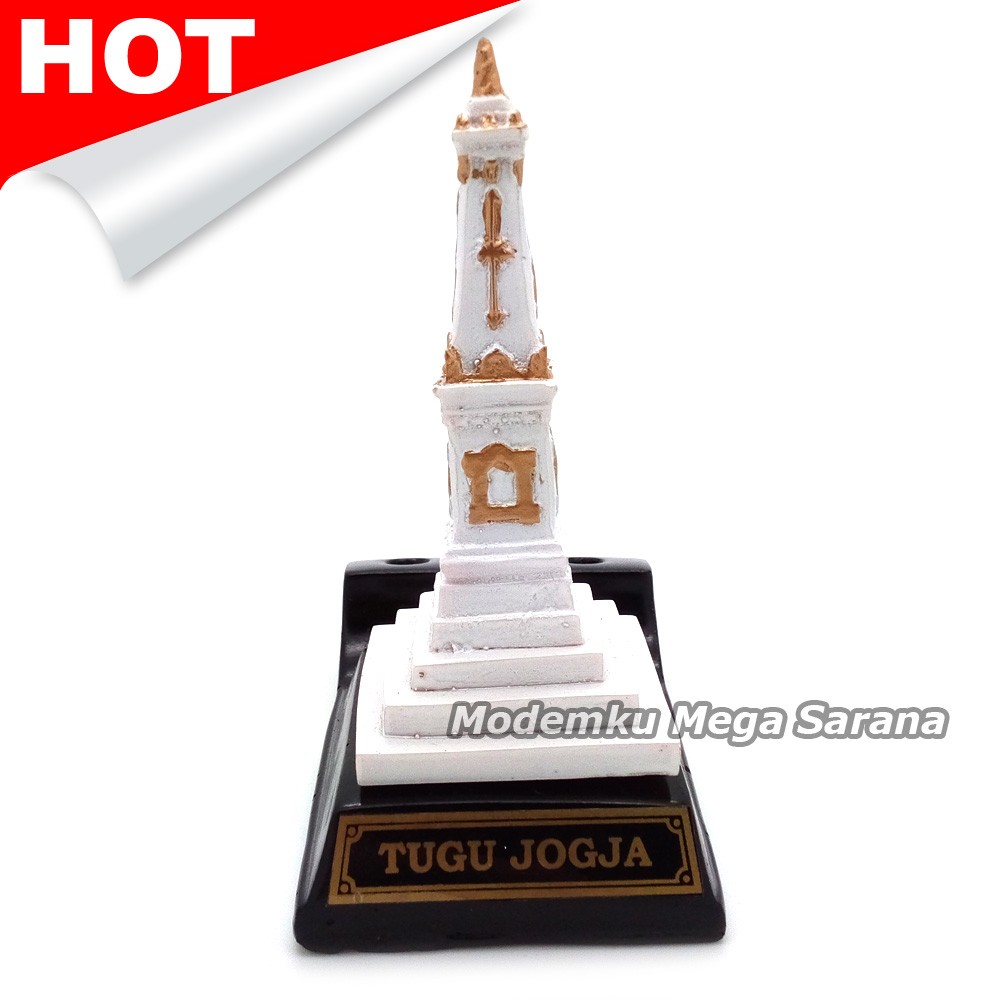 Miniatur Tugu Jogja + Tempat Pena 12x9x6 cm