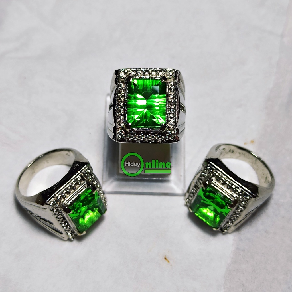 BATU METEOR GREEN MOLDAVITE TEXTITE CUTTING